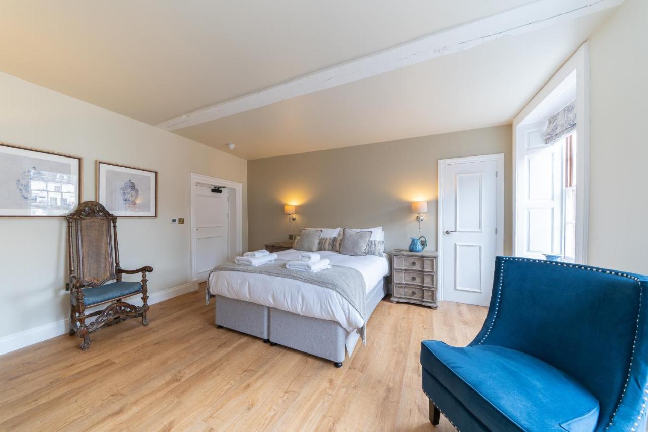 The Ironmongers Boutique Accommodation Эйлшем Экстерьер фото