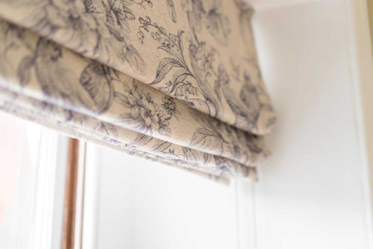 The Ironmongers Boutique Accommodation Эйлшем Экстерьер фото